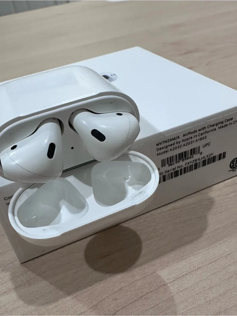 Apple AirPods 2nd Generation